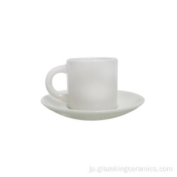 アフタヌーンティー用のエレガントなセラミックカップ